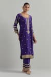 Ikshita Choudhary_Purple Chanderi, Organza Embroidery Round Neck Floral Kurta Set _Online_at_Aza_Fashions