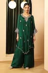 Buy_House Of Supriya_Emerald Green Embroidery V-neck Butti Work Kurta With Palazzo _at_Aza_Fashions