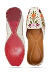 NR By Nidhi Rathi_White Embroidered Juttis _at_Aza_Fashions