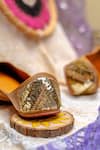Buy_NR By Nidhi Rathi_Gold Handcrafted Juttis 