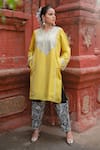 Wazir C_Yellow Silk Embroidery, Metallic Thread Notched Floral Work Kurta With Salwar _at_Aza_Fashions
