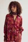 Buy_Capisvirleo_Fuchsia Chanderi Silk Patchwork, Embroidery Collared Cosmos Shirt _at_Aza_Fashions