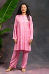 Buy_Prachi Kamat_Pink Viscose, Silk Foil Printing Round Neck Morvika Printed Kurta And Pant Set _at_Aza_Fashions