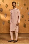 Buy_Masaba_Pink Silk Foil Printing Baby Whispering Leaf Kurta Set 