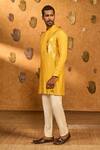 Masaba Yellow Silk Foil Printing Ochre Trinklet And Pots Kurta Set at Aza Fashions Masaba_Yellow Silk Foil Printing Ochre Trinklet And Pots Kurta Set_at_Aza_Fashions