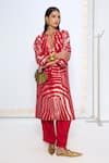Buy_Ekaya Banaras_Red Silk Zari Keyhole Neck Handwoven Straight Kurta Set _Online_at_Aza_Fashions