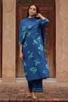 Buy_Vaayu_Blue Muslin, Cotton Applique Round Neck Indigo Bloom Kurta Set _at_Aza_Fashions