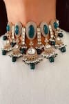 Buy_Prerto_Emerald Green Gemstones, Pearls, Roshanara Moissanite And Choker Set _at_Aza_Fashions