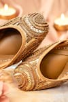 Loryphilory_Gold Sunheri Shaan Embroidered Juttis _at_Aza_Fashions