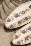 Shradha Hedau Footwear Couture_Beige Aaryan Floral Embroidered Mojadi _Online_at_Aza_Fashions