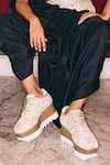 Buy_Anaar_Off White Galentine Wedge Embroidered Sneakers _at_Aza_Fashions