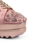 Buy_Anaar_Pink Jhoomar Wedge Embroidered Sneakers 