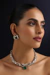 Buy_Swabhimann_Gold Plated Stones Emerald Hasli Necklace Set _at_Aza_Fashions