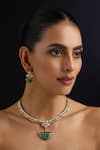 Buy_Swabhimann_Gold Plated Stones Emerald Hasli Necklace Set _at_Aza_Fashions