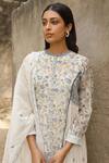 Amoree by Shikha Chaudhry_Off White Cotton, Silk Embroidery Round Neck Floral Pattern Kurta Set _Online_at_Aza_Fashions