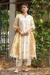 Buy_Amoree by Shikha Chaudhry_Off White Cotton, Silk Embroidery Split V-neck Butti Pattern Straight Kurta Set _at_Aza_Fashions