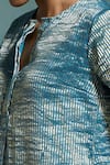 Buy_Dressfolk_Blue Chanderi Zari Split V-neck Sharvari Stripe Woven A-line Kurta Set 
