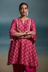 Dressfolk_Pink Modal Sequins Split V-neck Kritika Printed Kurta Set _Online