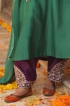 Buy_Amoree india_Green Silk Zari, Embroidery V-neck Heena Kurta Set _Online_at_Aza_Fashions