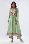 Buy_Label Niti Bothra_Green Tencel, Silk Organza Beads, Sequins, Embroidery, Floral Pattern Kurta Set _Online_at_Aza_Fashions