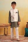 Buy_Cute Couture_Green Cotton Embroidery Floral Pattern Bundi And Kurta Set _at_Aza_Fashions