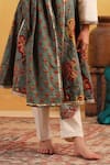 Buy_Cute Couture_Off White Cotton Embroidery, Mirrors, Gota Patti Floral Pattern Kurta Set 