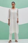 Buy_Priya Chaudhary_White Chanderi Embroidery V-neck Sahiba Kurta Set _Online_at_Aza_Fashions