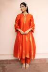 Buy_Safaa_Orange Vegan Silk Zari, Embroidery Split V-neck Hansi Kurta Pant Set _at_Aza_Fashions