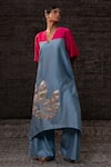 Buy_Eeda_Blue Chanderi Silk Applique, Embroidery V-neck Floral Pattern Kurta With Palazzo _at_Aza_Fashions