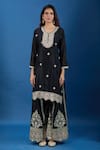 Samyukta Singhania_Black Chinon Embroidery Split V-neck Butti Pattern Straight Kurta Set _Online_at_Aza_Fashions