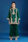 Buy_Samyukta Singhania_Green Silk, Organza Zari, Embroidery, Pearls, Sequins Split Floral Kurta Set 