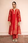 Safaa_Red Vegan Silk Zari, Gota Patti Split V-neck Rang Yadein Kurta Set _Online_at_Aza_Fashions