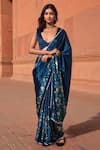 Buy_Naintara Bajaj_Teal Chinon V-neck Geometric Print Pre-draped Saree With Blouse _at_Aza_Fashions