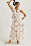 Buy_Jodi_White Handloom Cotton V-neck Moor Handwoven Dress _at_Aza_Fashions