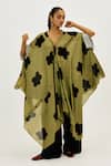 Buy_Jodi_Green Chanderi V-neck Kuro Asymmetrical Kaftan Dress _at_Aza_Fashions