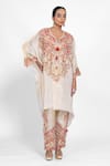 Buy_Ellemora Fashions_Beige Embroidery, Tassels V-neck Thread Work Kaftan Set 