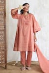 Buy_Banera_Peach Chanderi Embroidery, Zari Split V-neck Striper Kurta Set With Dupatta _at_Aza_Fashions