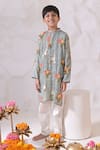Buy_The Plum Bum_Green Muslin, Silk Pintuck Floral Kurta And Pyjama Set _at_Aza_Fashions