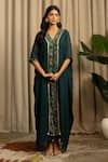 Buy_Vanshika Agarwal Label_Green Georgette Embroidery, Sequins V-neck Yani Kaftan And Inner Set _at_Aza_Fashions