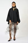 Buy_Huemn_Black Cotton Split V-neck Hybrid Kaftan Kurta _at_Aza_Fashions