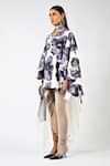 Buy_Huemn_White Cotton Split V-neck Print Kaftan Top _Online_at_Aza_Fashions