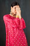 Tuli_Fuchsia Chanderi, Cotton, Silk Surkhi Anar Floral Jacquard Kurta And Pant Set _Online_at_Aza_Fashions
