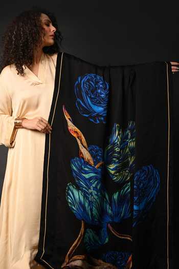 Buy_Isadaa By Rotna Dutt_Black Satin, Organza Split V-neck Digital Printed Dupatta Kurta Set _Online_at_Aza_Fashions