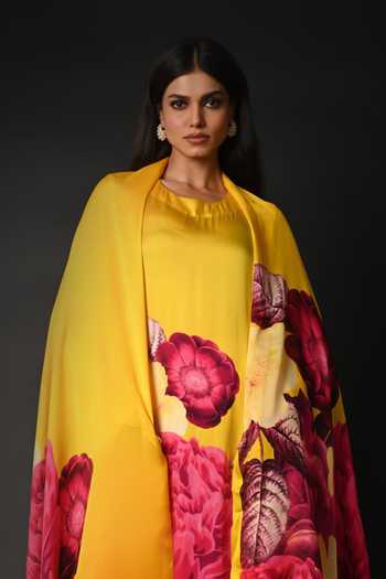 ISADAA BY ROTNA DUTT_Yellow Satin, Georgette, Organza Round Digital Print Kurta, Pant And Dupatta Set _Online_at_Aza_Fashions