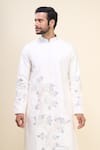 Arihant Rai Sinha_Off White Silk Embroidery Floral Kurta Set _at_Aza_Fashions