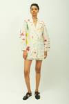 Buy_OFRIDA_Off White Poplin V-neck Kahlo Printed Jacket _Online_at_Aza_Fashions