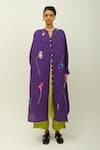 Buy_OFRIDA_Purple Embroidery Split V-neck Thistle Floral Sushi Checks Kurta And Pant _at_Aza_Fashions