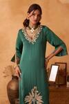 Neitri_Emerald Green Georgette, Silk Embroidery Mayuri Hand And Machine Kurta & Pant _Online_at_Aza_Fashions