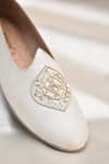 Shop_Around Always_Ivory Safi Floral Embroidered Juttis _at_Aza_Fashions
