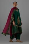 Buy_Priya Chaudhary_Green Chanderi Embroidery V-neck Kurta Set _at_Aza_Fashions